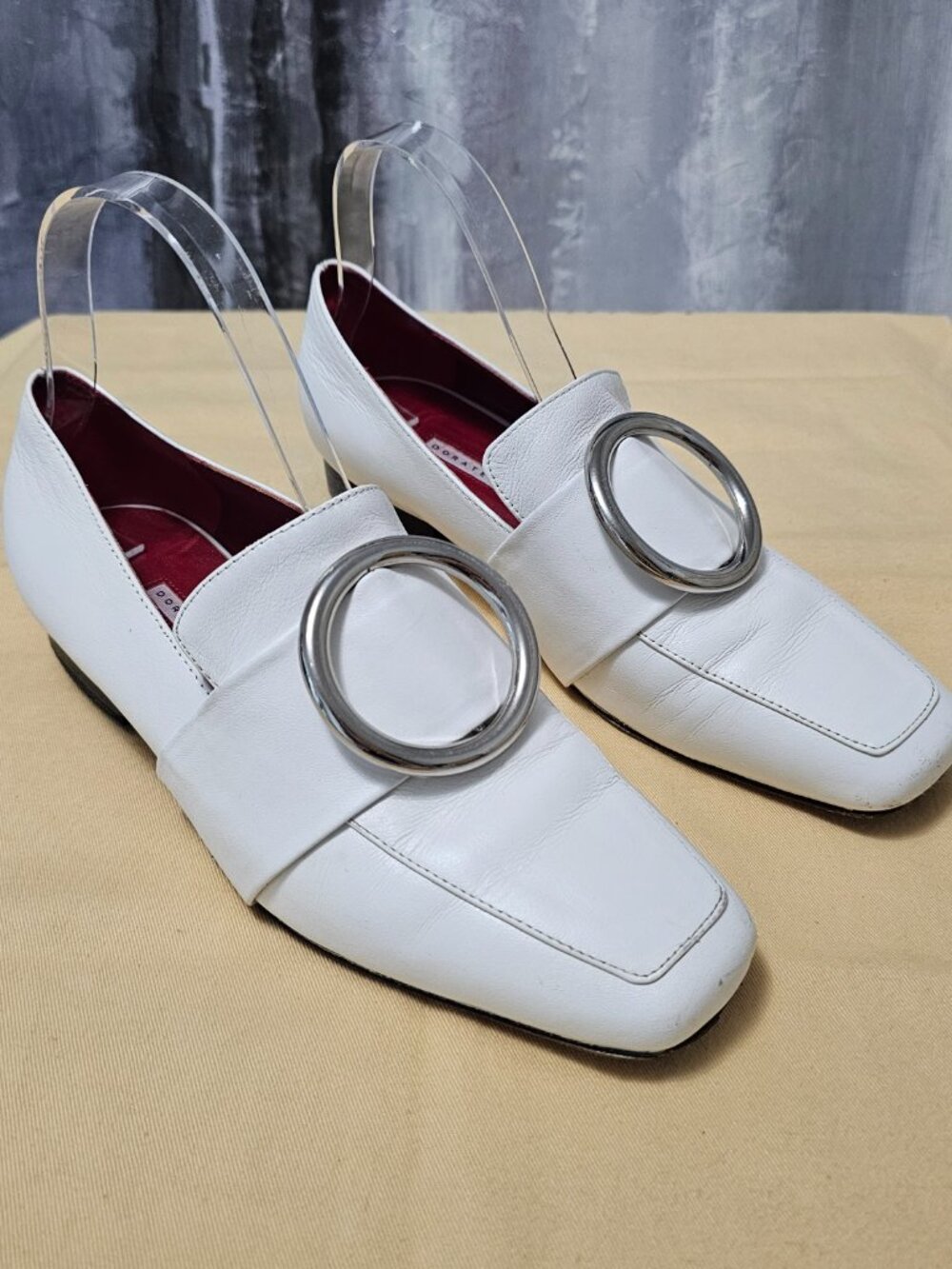 Dorateymur Harput White Leather Loafers with Silver-Tone Ring - Women's Size 6 - Picture 2 of 8